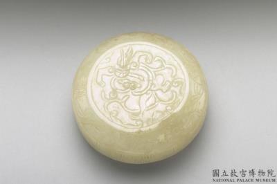 图片[2]-Jade round box carved with coiling chi-dragon pattern, Qing dynasty (1644-1911)-China Archive